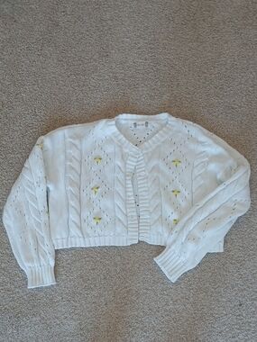 Altar'd State White Cropped Knit Cardigan with Yellow Floral Embroidery Large